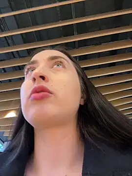 Holly Play online show from February 11, 2025, 7:23 am