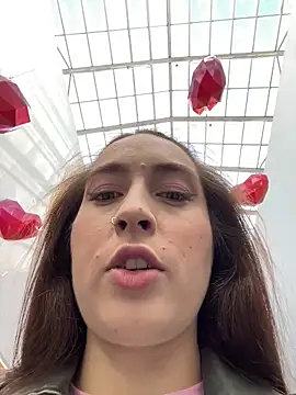 Holly Play online show from September 11, 2025, 9:20 am