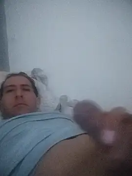 Snapshot of Alexand1999 chatting on November 16, 2025, 1:39 pm Alexand1999 online show from November 16, 2025, 1:39 pm