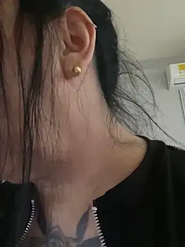 eva sexx69 online show from March 28, 2026, 12:05 pm