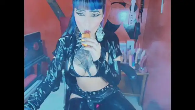 AlissaPeachx online show from November 18, 2025, 5:34 am