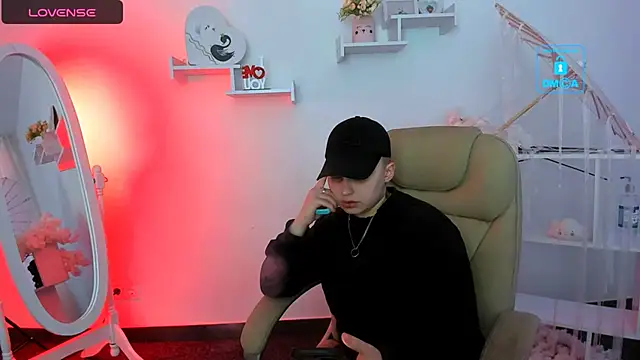 Dolly  Queen  online show from February 26, 2025, 12:05 am