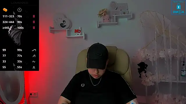 Dolly  Queen  online show from March 22, 2025, 8:15 pm