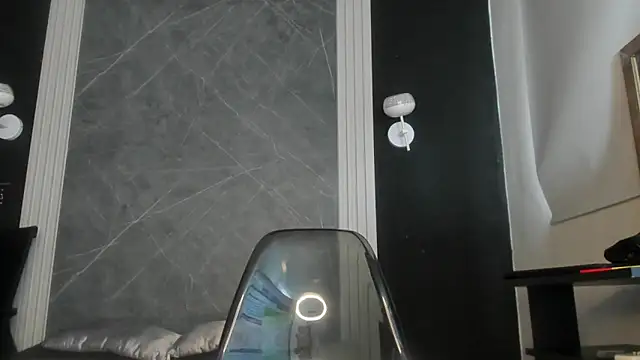 YummyDuooo online show from January 25, 2025, 5:30 pm