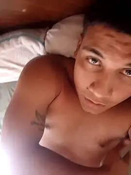 Snapshot of chocostunt chatting on October 2, 2025, 6:59 pm chocostunt online show from October 2, 2025, 6:59 pm