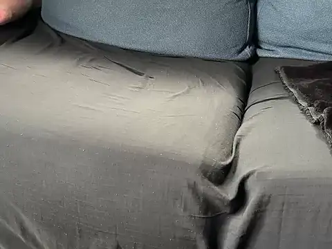 Snapshot of maskedmensl chatting on February 20, 2026, 7:54 am maskedmensl online show from February 20, 2026, 7:54 am