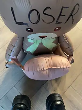 FeetVibe online show from March 11, 2026, 5:35 am