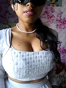 Snapshot of sandy_naughty chatting on January 15, 2026, 5:45 am sandy naughty online show from January 15, 2026, 5:45 am