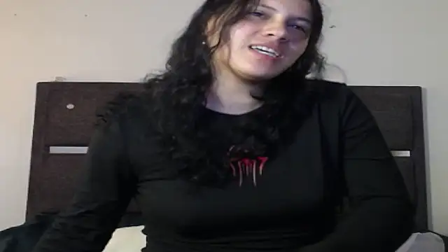 Snapshot of realshy-Stepsis chatting on June 11, 2026, 12:36 pm realshy-Stepsis online show from June 11, 2026, 12:36 pm