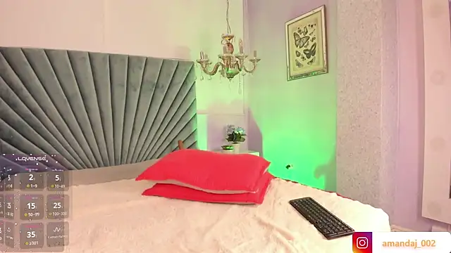 Snapshot of amandaaJones_ chatting on February 11, 2025, 7:27 pm amandaaJones online show from February 11, 2025, 7:27 pm