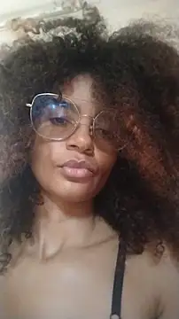 Snapshot of Emanuelle_manu chatting on February 17, 2026, 11:18 am Emanuelle manu online show from February 17, 2026, 11:18 am