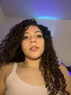 Snapshot of ladylavish chatting on January 18, 2026, 7:45 am ladylavish online show from January 18, 2026, 7:45 am