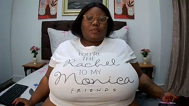 DAIRYBELLELIZxx online show from May 27, 2026, 9:23 pm