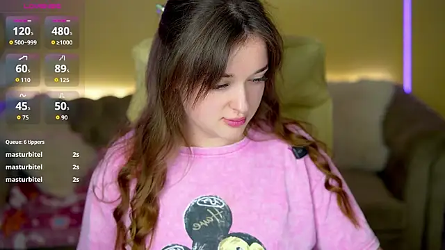 Snapshot of DonnaLustt chatting on April 1, 2026, 1:52 pm DonnaLustt online show from April 1, 2026, 1:52 pm