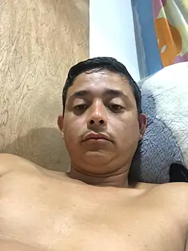 isacalejandroo online show from January 30, 2025, 12:27 pm