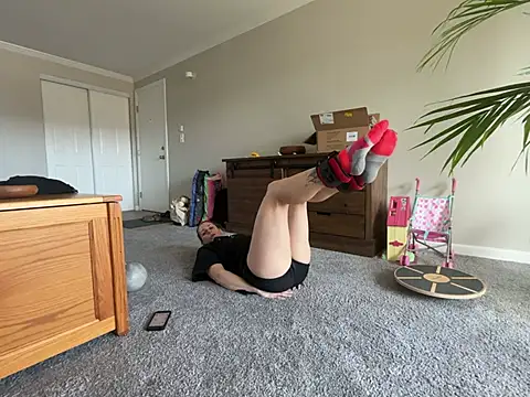 Snapshot of MissSwitch chatting on March 14, 2025, 3:58 pm MissSwitch online show from March 14, 2025, 3:58 pm