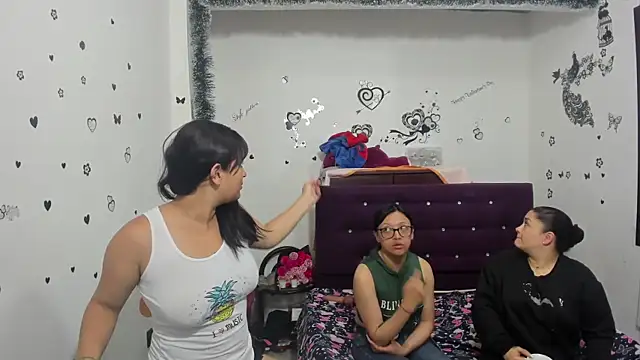 Snapshot of Luna_Star_Sl chatting on January 16, 2025, 12:20 pm Luna Star Sl online show from January 16, 2025, 12:20 pm