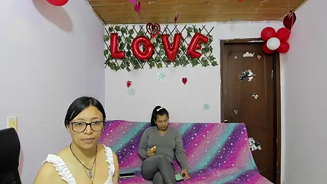 Snapshot of Luna_Star_Sl chatting on February 28, 2025, 12:42 pm Luna Star Sl online show from February 28, 2025, 12:42 pm