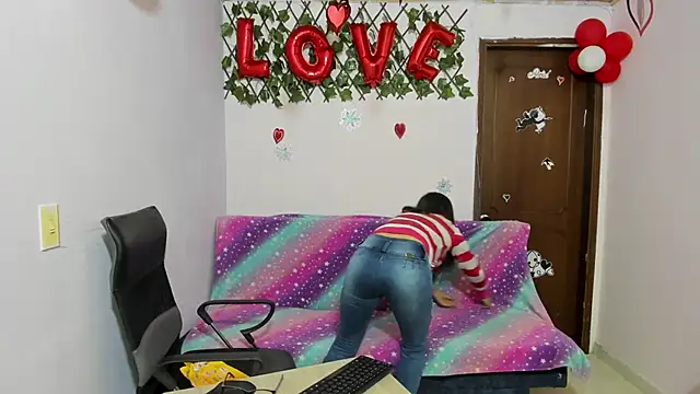 Snapshot of Luna_Star_Sl chatting on March 5, 2025, 12:33 pm Luna Star Sl online show from March 5, 2025, 12:33 pm