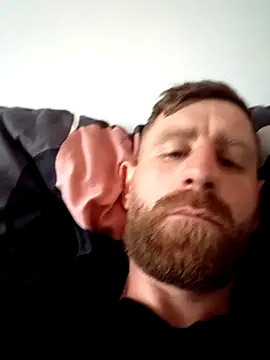 benalexa1992 online show from April 5, 2026, 3:53 pm