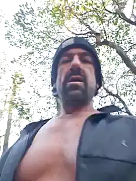 Snapshot of sinful_silvio chatting on January 28, 2025, 10:12 pm sinful silvio online show from January 28, 2025, 10:12 pm