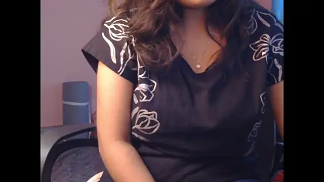 Snapshot of AngelLiza69 chatting on February 13, 2025, 10:34 am AngelLiza69 online show from February 13, 2025, 10:34 am