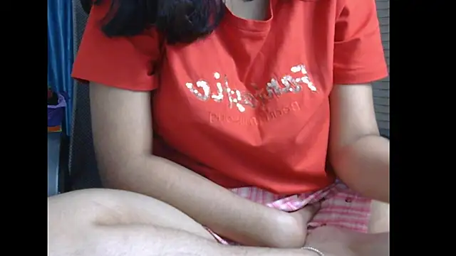 Snapshot of AngelLiza69 chatting on October 24, 2025, 6:26 pm AngelLiza69 online show from October 24, 2025, 6:26 pm