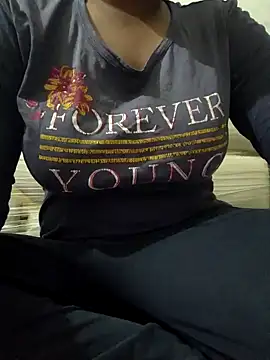 mishti kaur online show from December 2, 2024, 8:44 pm