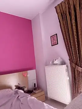 Snapshot of Kalia_Cross chatting on September 23, 2025, 6:38 am Kalia Cross online show from September 23, 2025, 6:38 am