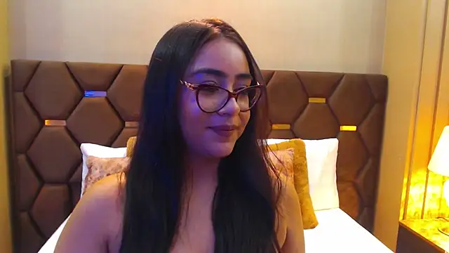 Snapshot of DevonPiers chatting on December 11, 2024, 3:05 pm DevonPiers online show from December 11, 2024, 3:05 pm