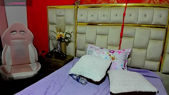 Snapshot of stripcharming_ chatting on September 9, 2025, 2:49 pm stripcharming online show from September 9, 2025, 2:49 pm