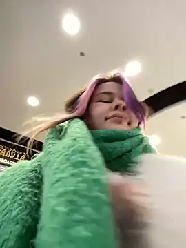 SuzieMurray online show from February 12, 2025, 11:29 am