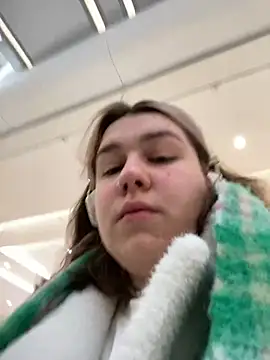 SuzieMurray online show from February 26, 2025, 8:37 am