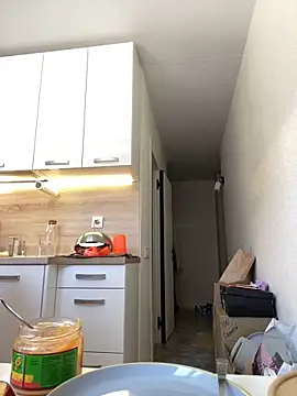 SuzieMurray online show from March 15, 2025, 7:20 am