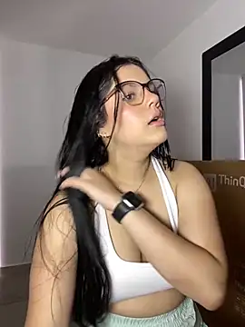 kimberlyhills1 online show from October 25, 2025, 7:52 pm