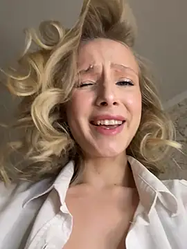 CaseyStar online show from February 20, 2026, 2:39 pm