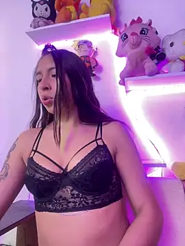 Snapshot of -Stephany- chatting on January 26, 2025, 2:24 am -Stephany- online show from January 26, 2025, 2:24 am