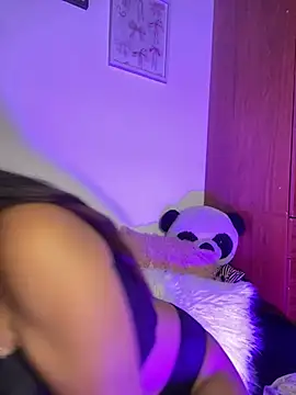 Snapshot of -Stephany- chatting on March 21, 2025, 7:55 am -Stephany- online show from March 21, 2025, 7:55 am