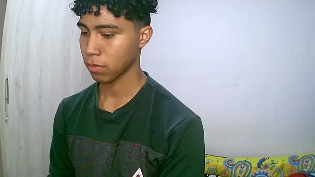 sexy diamante  online show from November 1, 2025, 5:59 pm