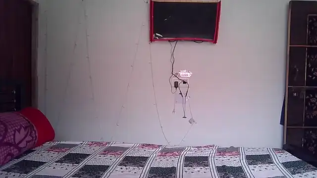 sexy-honey09 online show from March 2, 2026, 4:36 am