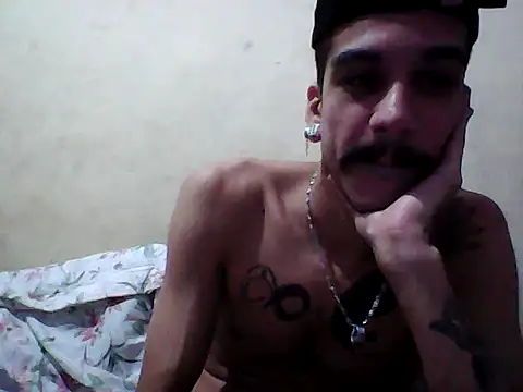 gatobranco001 online show from March 19, 2025, 12:12 pm