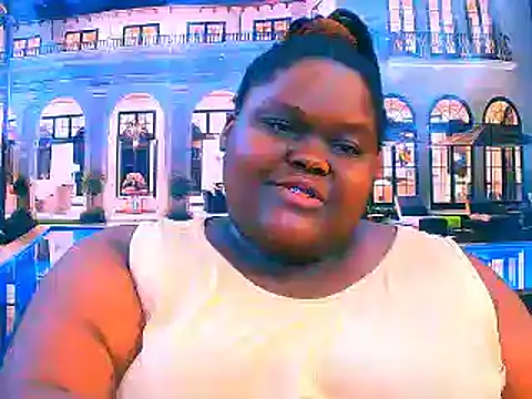 EbonyHotBuns online show from April 29, 2026, 6:14 pm