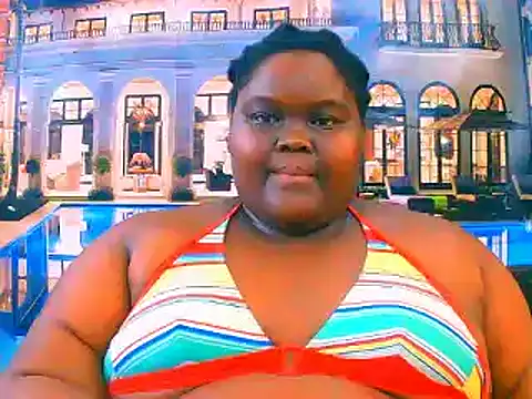 EbonyHotBuns online show from May 8, 2026, 7:08 pm