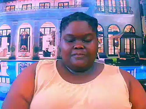 Snapshot of EbonyHotBuns chatting on June 29, 2026, 10:32 pm EbonyHotBuns online show from June 29, 2026, 10:32 pm