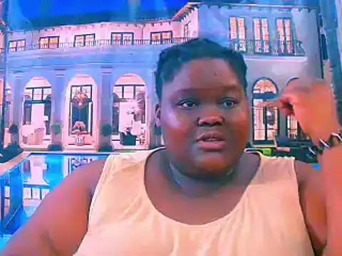 Snapshot of EbonyHotBuns chatting on July 2, 2026, 5:13 am EbonyHotBuns online show from July 2, 2026, 5:13 am
