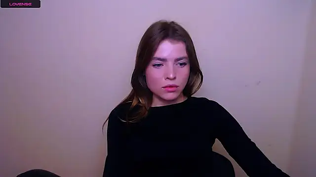 Snapshot of MissOliviaa_ chatting on February 16, 2025, 10:54 am MissOliviaa  online show from February 16, 2025, 10:54 am