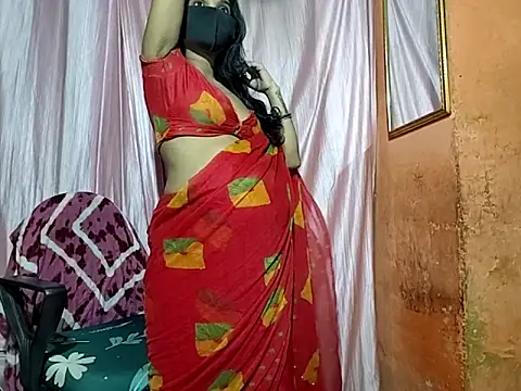poojaxxx65 online show from October 1, 2025, 11:00 pm
