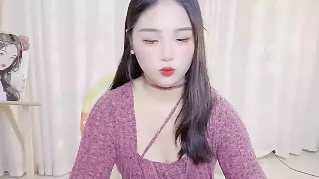 Snapshot of SU__SU chatting on January 1, 2025, 2:09 pm SU  SU online show from January 1, 2025, 2:09 pm