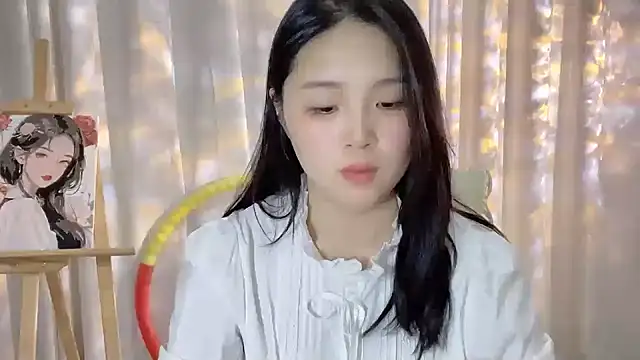 Snapshot of SU__SU chatting on October 12, 2025, 2:05 pm SU  SU online show from October 12, 2025, 2:05 pm