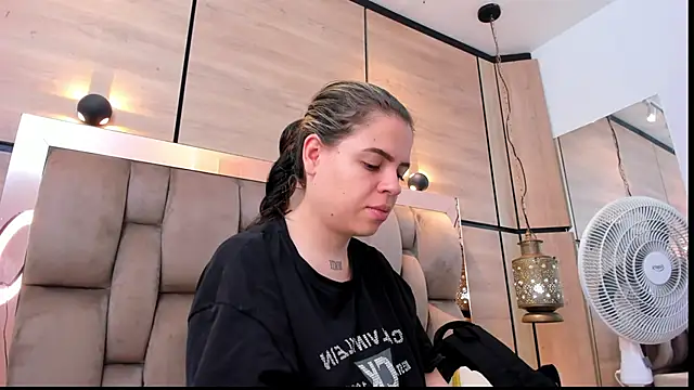 Snapshot of dorothy_vegga chatting on February 24, 2026, 2:53 am dorothy vegga online show from February 24, 2026, 2:53 am